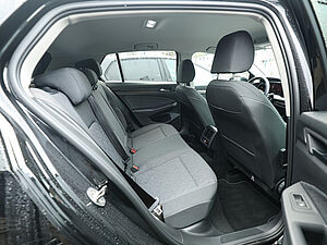 Volkswagen Golf VIII Move 1.5 TSI 4 navigation