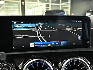 Mercedes-Benz CLA 180 Coupé AMG Line 10 navigation