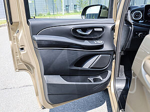 Mercedes-Benz V 250 d STYLE Lang 27 navigation
