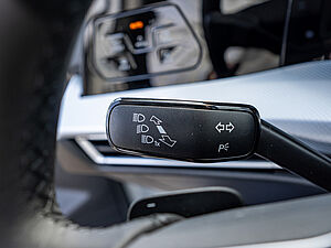 Volkswagen Golf VIII Variant Goal 2,0 l TDI DSG 18 navigation