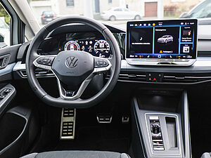 Volkswagen Golf VIII Goal 2,0 l TDI DSG 10 navigation