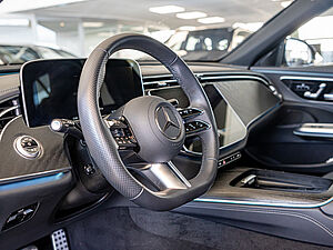 Mercedes-Benz E 200 T AMG Sport Advanced Plus 19 navigation