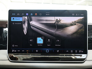 Volkswagen Tiguan Elegance 2,0 l TDI DSG 15 navigation