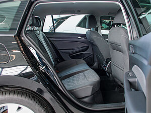 Volkswagen Golf VIII Variant Life 2.0 TDI 4 navigation