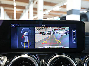 Mercedes-Benz GLB 250 4M Progressive 16 navigation