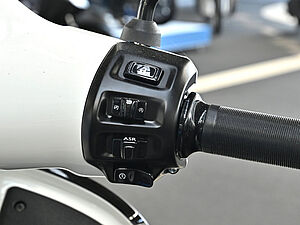 Vespa GTS 125 Supersport E5+ 8 navigation