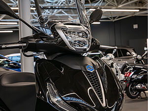 Piaggio Beverly 400 11 navigation