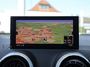 Audi Q2 S line 35 TFSI S tronic 10 navigation