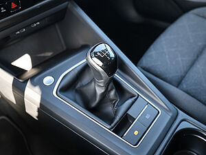 Volkswagen Golf VIII Variant Life 1,5 l TSI 17 navigation