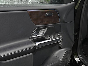 Mercedes-Benz GLB 180 Progressive Advanced Plus 27 navigation