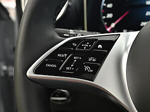 Mercedes-Benz GLC 300 e 4M Avantgarde Advanced Plus 16 navigation