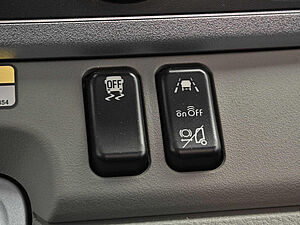 Mitsubishi Fuso Canter FUSO Canter 9C18 AMT 16 navigation