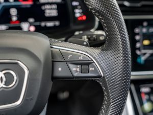 Audi SQ7 4.0 TDI quattro ACC LED Pano Navi SHD Luf 17 navigation