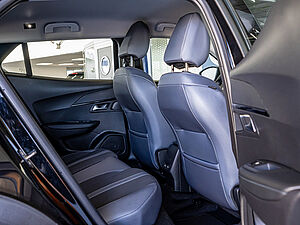 Peugeot 2008 e-Allure Elektromotor 136 4 navigation