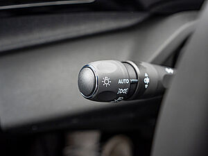 Peugeot 308 Allure PureTech 130 EAT8 16 navigation