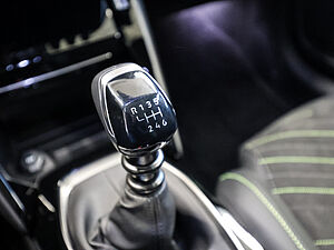 Peugeot 208 GT PureTech 100 14 navigation