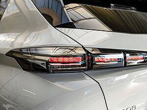 Peugeot 308 Allure HYBRID 136 e-DSC6 22 navigation