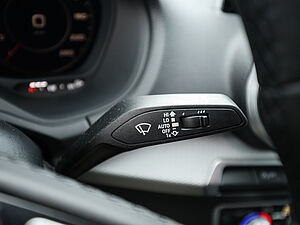 Audi Q2 35 TFSI S Line Black 27 navigation