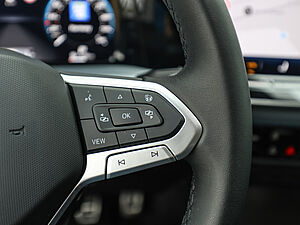Volkswagen Golf VIII Goal 1,5 l TSI 27 navigation
