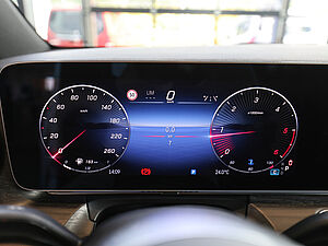 Mercedes-Benz V 250 d 4M AVANTGARDE Lang 18 navigation