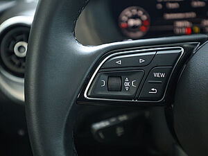 Audi Q2 35 TFSI S Line Black S Tronic 22 navigation