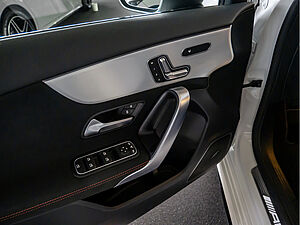 Mercedes-Benz A 45 AMG S 4M+ Premium Plus 20 navigation