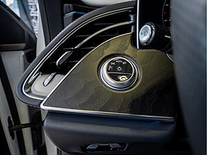 Mercedes-Benz E 300 de 4M T AMG Sport Advanced 17 navigation