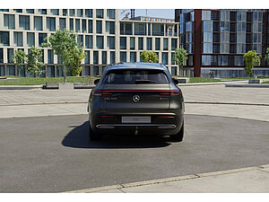 Mercedes-Benz EQC 400 4Matic 11 navigation