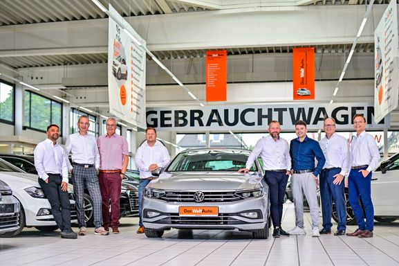 Volkswagen Tiguan Active 2.0 TDI DSG AHK Abstandstemp. L 6