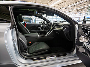 Mercedes-Benz CLE 450 4M Coupé AMG Line 3 navigation
