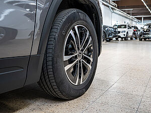 Mercedes-Benz GLA 250 e Style 5 navigation