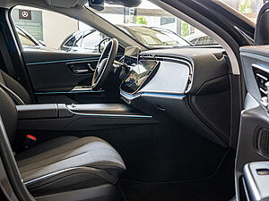 Mercedes-Benz E 300 e T Avantgarde Advanced Plus 2 navigation