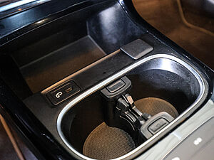 Mercedes-Benz A 250 e 14 navigation