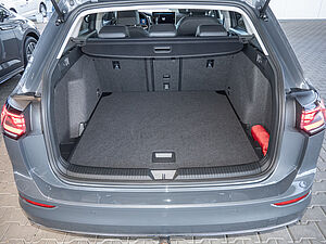 Volkswagen Golf VIII Variant GOAL 2,0 l TDI DSG 27 navigation