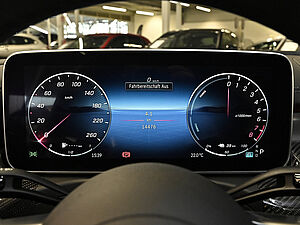 Mercedes-Benz C 300 e 4M AMG Line 16 navigation