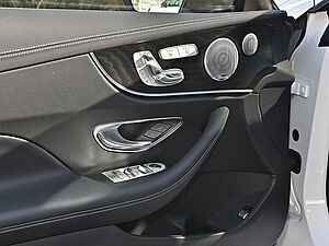 Mercedes-Benz E 300 Coupé AMG Line 27 navigation