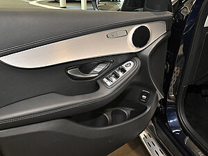 Mercedes-Benz GLC 300 de 4M 27 navigation