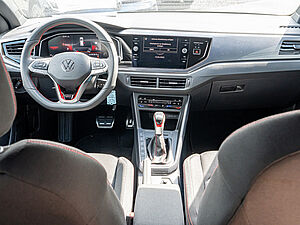 Volkswagen Polo GTI 2,0 l TSI DSG 9 navigation