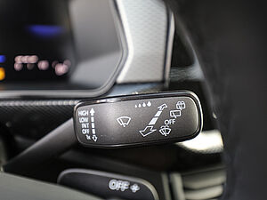Volkswagen T-Cross Life 1.0 l TSI DSG 22 navigation