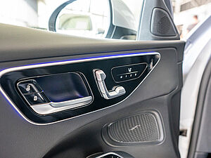 Mercedes-Benz C 300 e T Avantgarde Advanced Plus 20 navigation