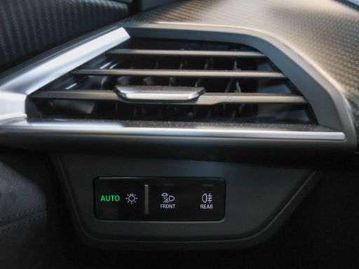Audi e-tron RS GT Pano B&O HUD Matrix Kamera SHZ 34