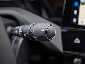 Peugeot 308 Allure PureTech 130 EAT8 17 navigation