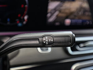 Mercedes-Benz V 300 d AVANTGARDE Extralang 19 navigation