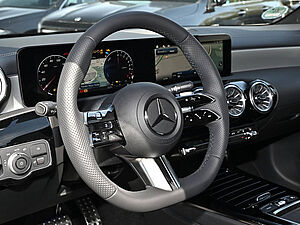 Mercedes-Benz CLA 250 e SB AMG Line 22 navigation