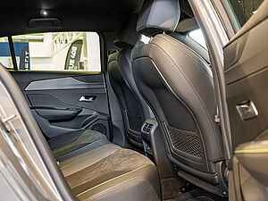 Peugeot 308 e-GT 156 5 navigation