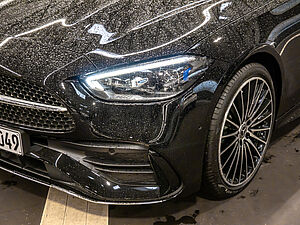 Mercedes-Benz C 220 d T AMG Line 28 navigation