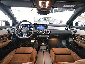 Mercedes-Benz CLA 45 AMG SB S 4M 8 navigation