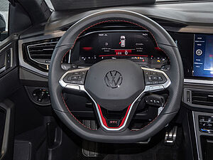 Volkswagen Polo GTI 2,0 l TSI DSG 9 navigation