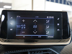 Peugeot 2008 Active Pack 12 navigation