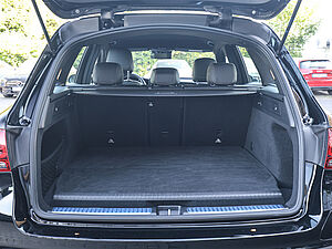 Mercedes-Benz GLC 300 de 4M 33 navigation